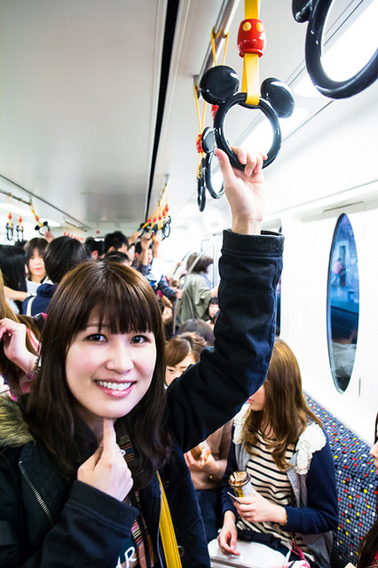 【東京遊記】迪士尼上集 迪士尼巴士電車好可愛，萬聖節遊行超嗨!!